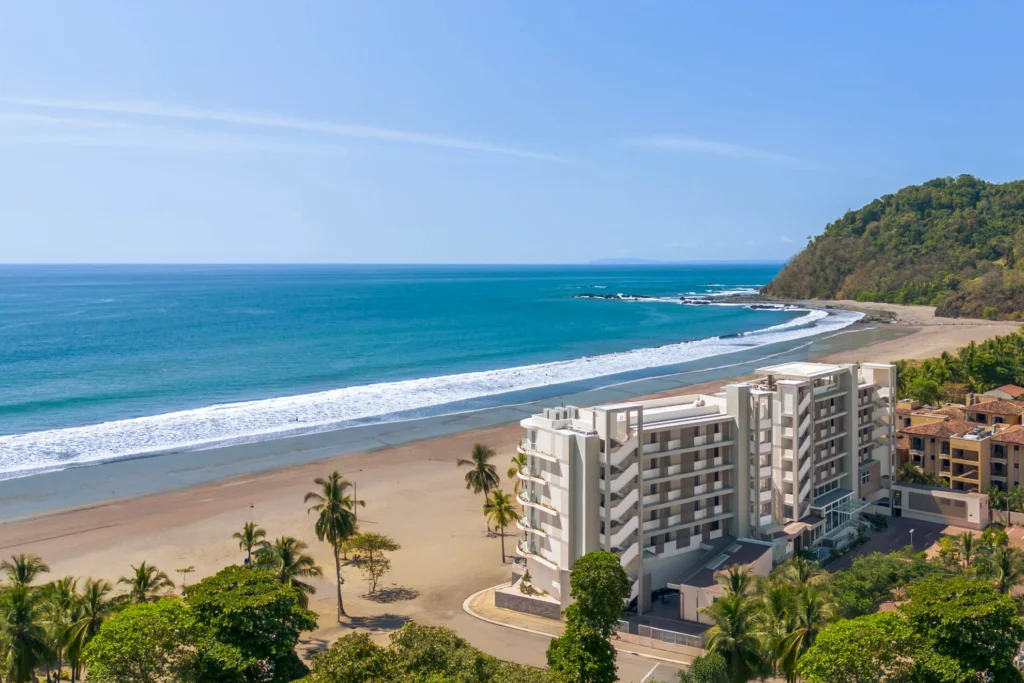 Clarita’s Beach Bar & Resort, Jaco Beach